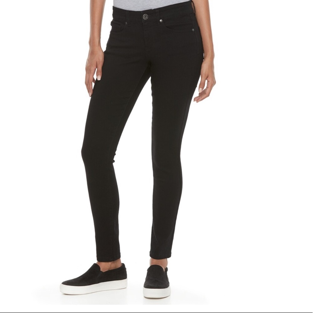 SO juniors black jeggings size 9 great condition